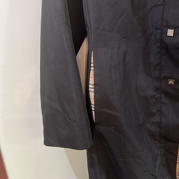 Burberry of London Jacket - Picture 3 of 6